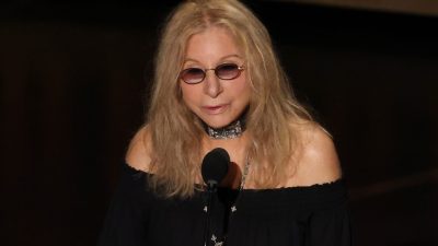 Barbra Streisand Skips Cannes After Knee Injury