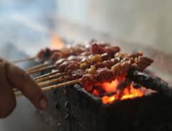4 resep sate lezat yang empuk dan menggugah selera