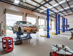 Cost-of-living crisis sees Aussies skipping car maintenance, study reveals