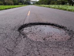 Jalan Kunduran–Ngawen Rusak Parah, Pemprov Jateng Akan Perbaiki Beton Mulai September
