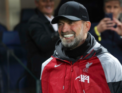 Klopp’s Past Praise for Iraola Resurfaces as Liverpool Seek New Boss