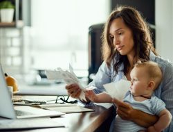 Career gaps, part-time jobs and children: The financial challenge mothers encounter