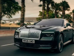 Rolls-Royce Spectre Series II resmi dirilis, jarak tempuh 628 km