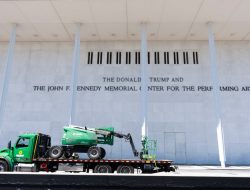 Kennedy Center Orders Removal of Trump’s Name from Building