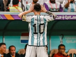 Eks Pemain Chile: Messi Lebih Sulit Dihentikan Daripada Ronaldo