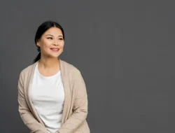 11 Cara Cerdas Wanita Berhenti Menjadi People Pleaser Menurut Psikologi