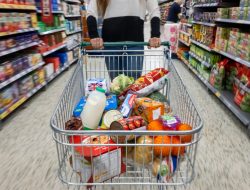 Smart shopping: What to skip paying full price for at the supermarket
