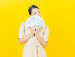 4 zodiak yang bakal alami lonjakan kekayaan besar di Juni 2026, kesempatan kaya tiba tak terduga