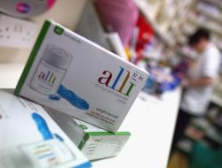 FDA issues new kidney warning for weight loss pill