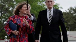 Caroline Kennedy moves in with daughter’s kids after her death
