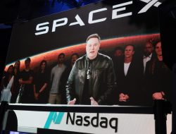 Despite his new trillionaire status, Elon Musk says money will stop being relevant in the future because of AI