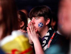 Last Chance Glory in World Cup Group Stage