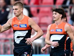 Young giant set to replace Hogan in MCG showdown