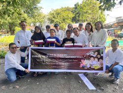 Peduli Generasi Muda, Grand Inna Tunjungan Gelar CSR di TBM Makam Rangkah