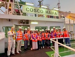 Maiden Voyage MV Cosco Haifa Dongkrak Arus Peti Kemas TTL