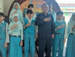 Banggakan Sekolah, Delapan Siswa SD Mudipat Pucang Raih Skor Maksimal TKA
