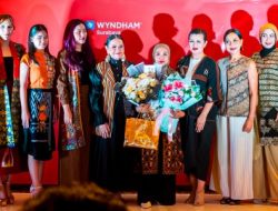 Wyndham Surabaya Hadirkan Pengalaman Lifestyle Lewat Fashion Show dan Colour Analysis