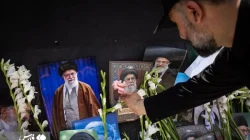 Tiga Putra Khamenei Hadir di Pemakaman, Di Mana Mojtaba?