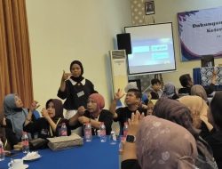 PLN UIT JBM Hadirkan Pelatihan Bahasa Isyarat dan Batik Eco Print