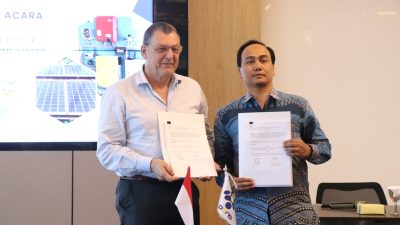 PENS Luncurkan Program Energi Terbarukan Bersamaan dengan Hibah Laboratorium PLTS dari Swiss