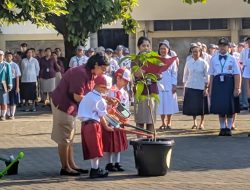 Berakar dalam Nilai, Santa Maria Surabaya Sambut Tahun Pelajaran Baru dengan Pohon Serviam