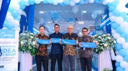 Midea Dekatkan Produk dan Layanan ke Konsumen Lewat AC Pro Shop Surabaya