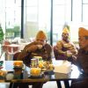 Hangatkan HUT Kemerdekaan, Excotel Surabaya Ajak 10 Veteran Meracik Wedang Jawi