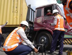 PTP dan Pelindo Regional 3 Uji Emisi 100 Truk Peti Kemas