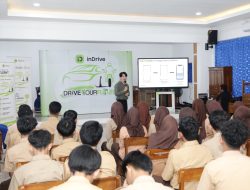 Ratusan Pelajar Jabar Ikuti Edukasi Safety Riding dari inDrive