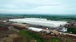 Revolusi Kendaraan Listrik VinFast dan Cerita di Balik Tumbuhnya Lapangan Kerja