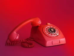 Spam call ke pengguna smartphone Indonesia meningkat, modusnya kini merambah pesan dan link palsu
