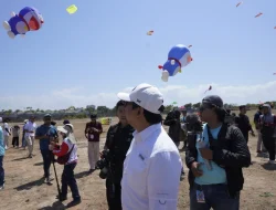 Langit Surabaya Dipenuhi Layang-Layang, Pelindo Regional 3 Dorong Budaya dan UMKM Naik Kelas