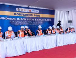 Bea Cukai Tanjung Perak Temukan 413 Ton Beras dan Garam dalam 15 Kontainer