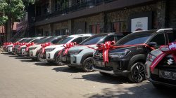 Tembus 150 SPK dalam Sebulan, UMC Mulai Serahkan Suzuki XL7 Terbaru ke Konsumen Jawa Timur