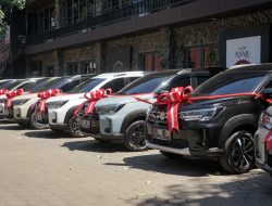 Tembus 150 SPK dalam Sebulan, UMC Mulai Serahkan Suzuki XL7 Terbaru ke Konsumen Jawa Timur