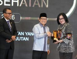 Apresiasi Faskes Berkomitmen, Dua Rumah Sakit Surabaya Sabet Penghargaan Nasional