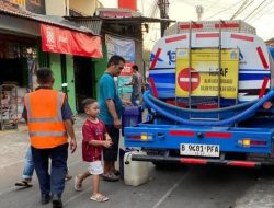 Warga Pegadungan Apresiasi Bantuan Air Bersih PAM JAYA: Terima Kasih PAM JAYA