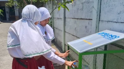Bangun Kebiasaan Peduli Lingkungan, TTL Sasar Pelajar di Tambak Osowilangun