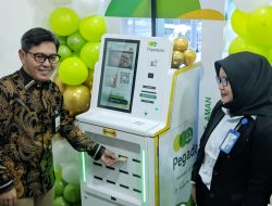 Pegadaian Surabaya Resmikan ATM Emas, Saldo Tabungan Kini Bisa Dicetak Mandiri