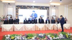 Delapan Fakultas UNITOMO Kini Dipimpin Dekan Baru