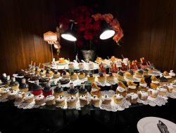 Sixth Lounge & Bar Crown Prince Hotel Hadirkan Halloween dari Ketinggian Lantai 6